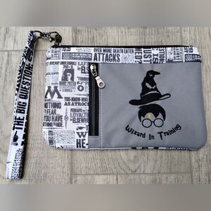 (New) Harry Potter Themed Small Handbag, Wizard In Training, Gray White Black